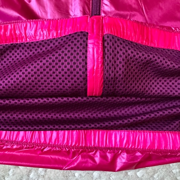 Mountain Hardwear Ghost Lite Pro Jacket Women’s L Ultralight Windbreaker NWT - Picture 10 of 16